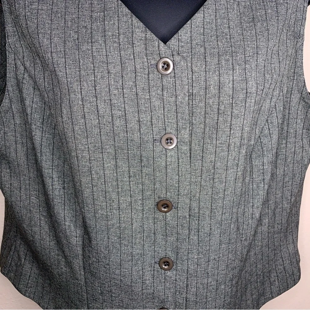 Vintage Size 12 Sag Harbor Grey Striped Vest Button Up Academia Goth Vneck